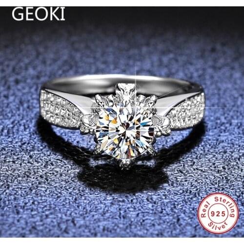 Geoki Passed Diamond Test 1 Ct D Color Moissanite Blossom Ring Genuine 925 Sterling Silver Perfect Cut Flower Moissanite Ring