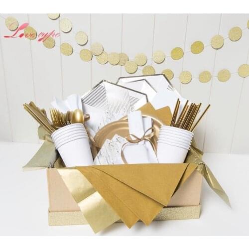 Love type Sets Of Dishes For The Holidays