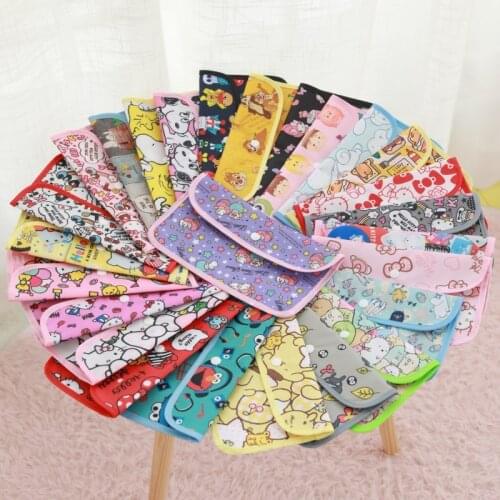 Student Portable Mask Box Cartoon Mask storage Flip Dust Respirator Buggy Bag Oxford Cloth Cute Durable Mask Holder Mask Bag