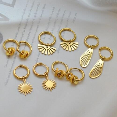 Cute Simple Geometric Charms Hoop Earrings For Women Stainless Steel Gold Metal Sun Leaf Pendant Circle Hoops Female Jewelry
