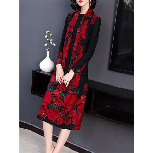 Mrs. Printed Dress Womens Autumn And Winter Mid-Length Plus Velvet Thickened Fashion Noble Inner Base Dress With Scarf y882