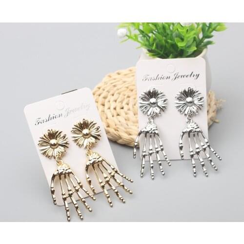 European And American Fashion Trend Exaggerated Gothic Skull Hand Sunflower Earrings Boucle Oreille Femme Pendientes 2021