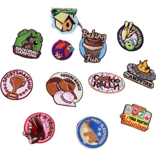 New Fashion Bowling Sport Trophy Iron on Badges Sew on Cartoon Hat Dog Peace Badge Patches Garment Bag Appliques Accessory