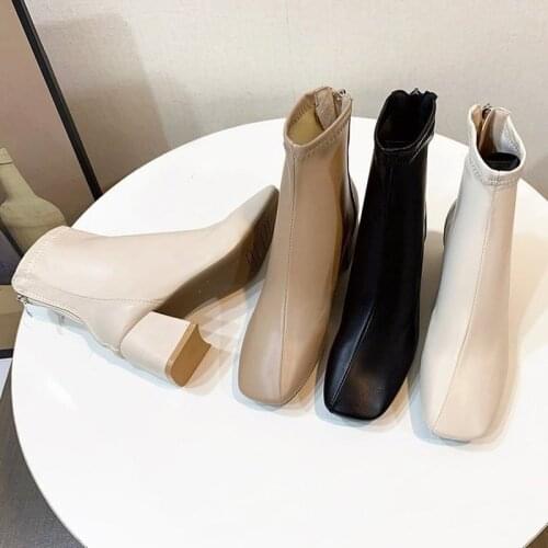 2021 Winter Hot Luxury Women 5cm Block High Heels Ankle Boots White Beige Heels Leather Short Boots Western Chelsea Boots Shoes
