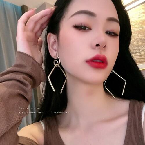 2021 Retro Geometric Earrings Irregular Stud Earrings New Exaggerated Cold Wind Fashion Earring for Women Opening Accessories