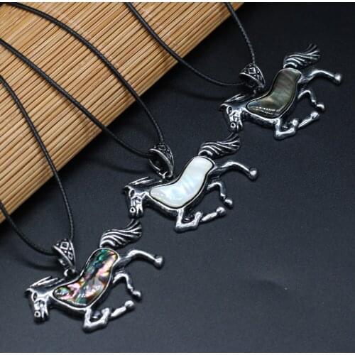 New Style Natural Shell Necklace Horse-Shaped Brooch Pendant Leather Cord 2MM Charms For Elegant Women Love Romantic Gift