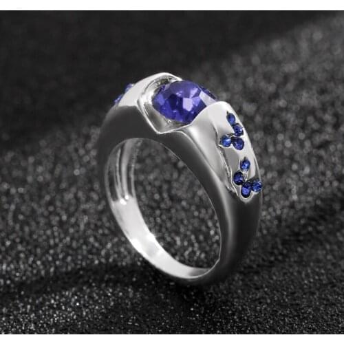 Classical Style Fresh Butterfly Crystal Womens Ring Inlaid Zircon Animal Ring Fashion Jewelry Accessories