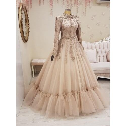 Champagne Appliques Lace Beaded Evening Dresses Long Sleeve Muslim Prom Gowns Formal Party Dress Saudi Arabia Dubai Robe