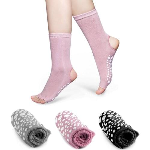 Five Toes Yoga Socks Women Ballet Dance Sock for Ladies Fitness Non Slip Quick-Dry Pilates Sock Foot Heelless Fingerless