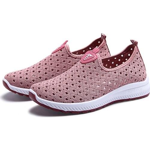 Y-26 Designer Mesh Shoes Women Summer Flat Women Shoes Breathable Hollow Mesh Casual Sneakers Woman Middle-aged Mom Shoes