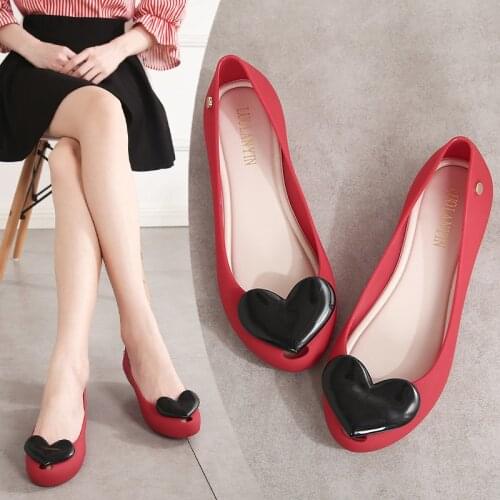 Womens shoes 2020 new cute peach heart mouth mouth shallow sandals women simple non-slip PVC beach shoes