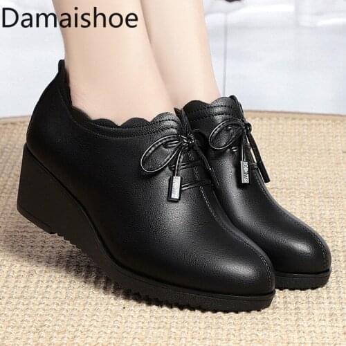 2021 Spring and Autumn New Deep Mouth Pumps Mom Shoes Soft Bottom Chunky Heel Middle-Aged Women Shoes Bow Mid Heel Leather Shoes