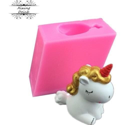 Cute cartoon Unicorn shaped cake decoration mold 3D food grade silica gel mold DIY baking tool fudge chocolate kitchen supplies
