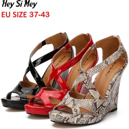 Large size EU37-43 female sandals fashion casual snake pattern womens shoes banquet womens sandals