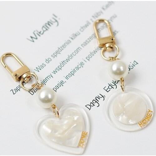 Trendy Ins Korean White Shell Imitated Pearl Keychain Key Fob Airpods Protective Case Hanging Chain Bag Buckle Accessories