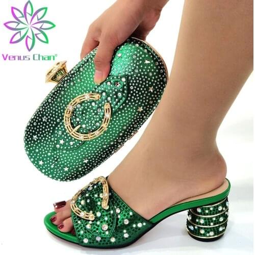 2022 Spring New Arrivals Italian Design Shoes and Bag Set in Green Color High Quality Pumps with Shinning Crystal for Party