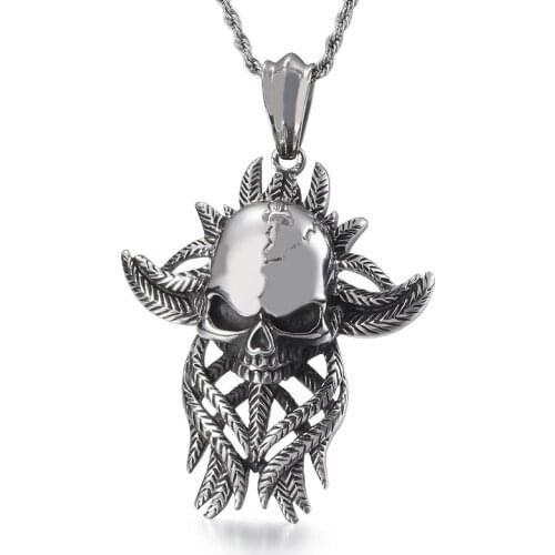 316 stainless steel skull and crossbones creative hand mens pendant, trendy male punk personality titanium steel pendant