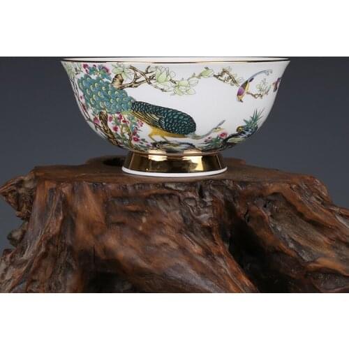 Fine Chinese Qianlong old antique Porcelain famille rose gilt Peacock bowl