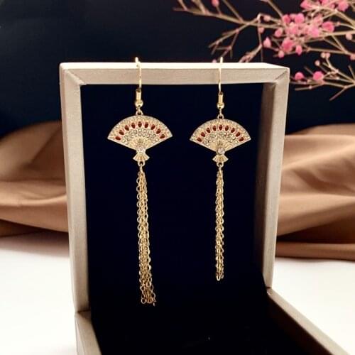 Vintage Chinese Folding Fan Long Metal Tassel Drop Earrings Japanese Ethnic Pendent Earrings for Women Girls Ear Jewelry Gift