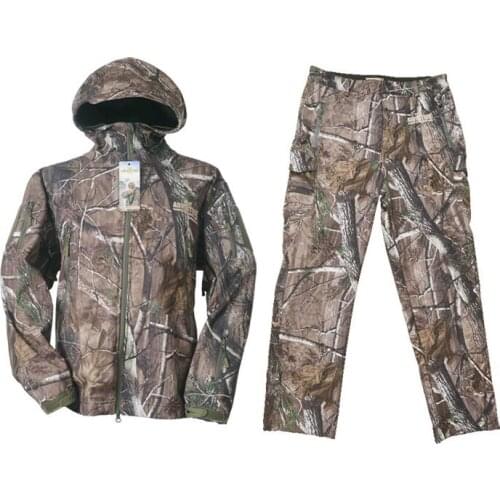 2018 New Hunting jacket+ hunting pants Outdoor camouflage hunting Soft shell shooting climbing fishing waterproof breathable