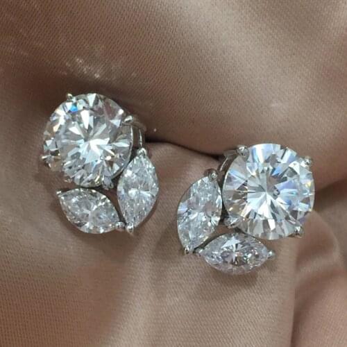 Huitan New Women Piercing Stud Earrings Fresh Style Statement Accessories for Girls Dazzling Cubic Zirconia Novel Design Jewelry