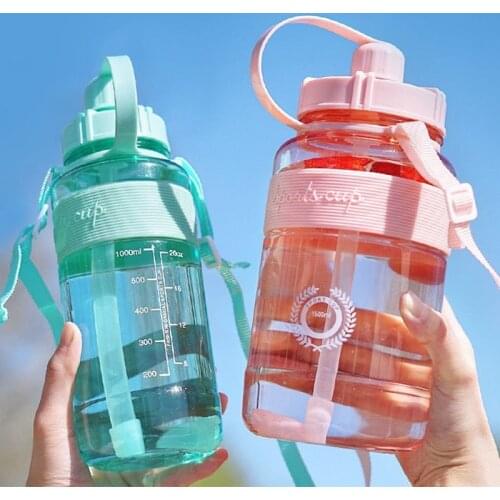 Large Capacity Plastic Water Cup Women Summer Backpack Portable Water Bottle With Straw Men Outdoor Sports Fitness Cup