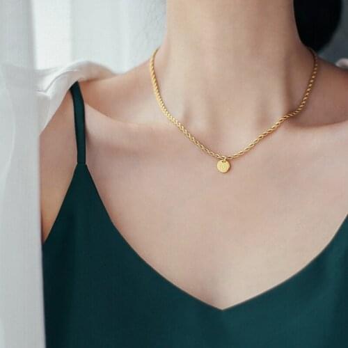 YUN RUO 18 K Gold Plated M Lerrer Pendant Necklace Twist Woman Jewelry Fashion 316 L Titanium Steel Accessory Not Change Color