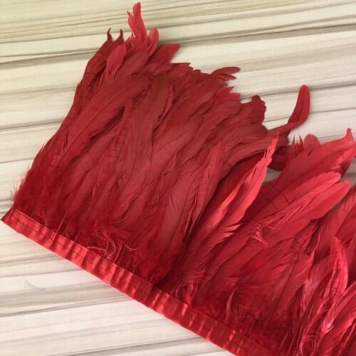 Wholesale 10 M Red Dyed Rooster Chicken Feather Fringes 25-30CM 10-12 Inch Natural Feather Lace Trimming DIY Crafts Sewing Strip