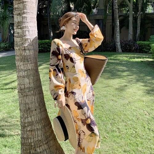 2021 Lantern Sleeve Floral Dress Square Neck A-line Midi Dresses Women High Waist Vocation Eleagnt Casual Dress Vintage