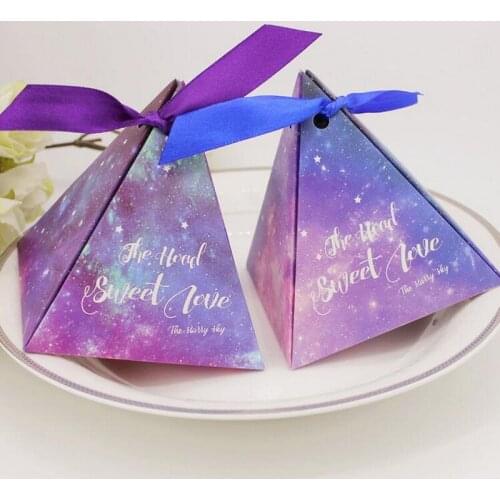 50PCS Creative Hand-Painted Candy Box European Star Wedding Sweet Gift Packaging Triangular Pyramid Confectionery Boxes