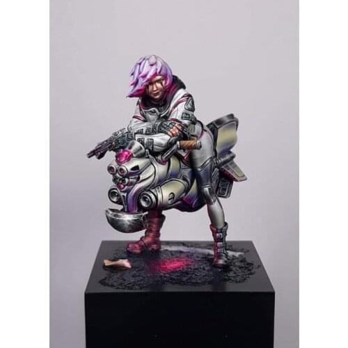 1/24 Unpainted Resin Figure Building Kit ( No Base)