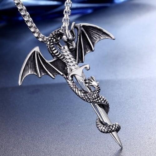 Retro Viking Pterodactyl Holy Sword Shape Pendant Necklace Mens Necklace Metal Sliding Dragon Necklace Accessorie Party Jewelry
