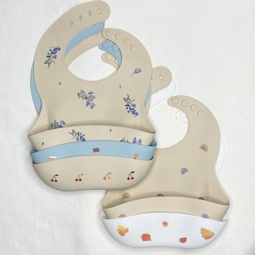 Print Baby Bibs Waterproof Soft Silicone Baby Feeding Stuff Cute Pattern Kids Girl Boy Toddler Adjustable Children Bib