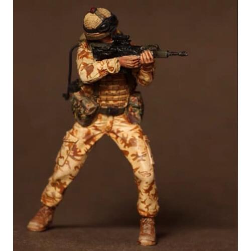 1/35 Resin Figures Model kits Unassambled Unpainted GK kits 1004