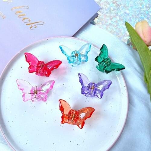 Vintage Butterfly Hair Claws for Women Girl 2020 Plastic 4 Claws Hairpin Korean Headwear Hair Styling Tool Barrette Women