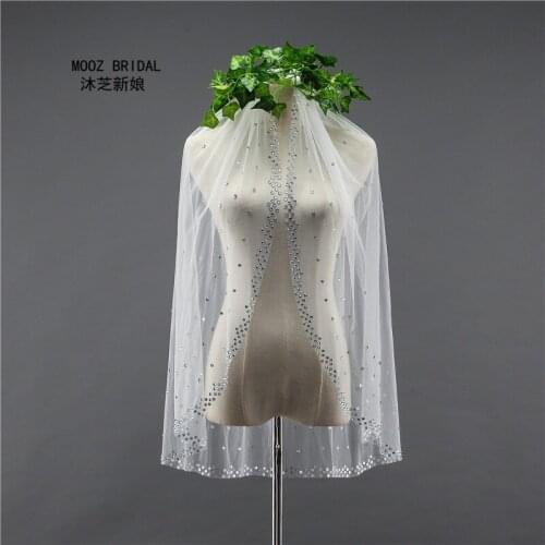 Short Bridal Veils Cut Edge Elbow Length One Layer Luxury Hand Made Rhinestones Soft Tulle New 2017 Real Images Wedding Veil