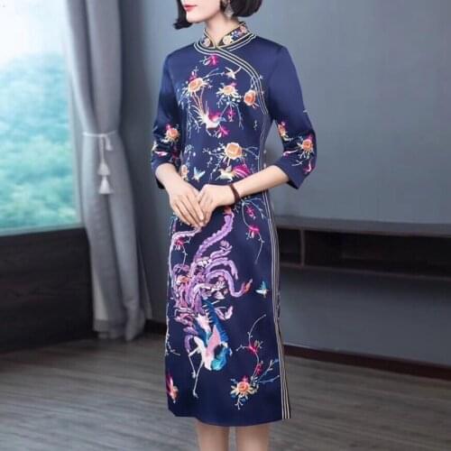 Chinese Style Retro Traditional Cheongsam Embroidery Qipao New Year Party Silk Long Women Sexy Hanfu Vintage Qi Pao Dress 12660