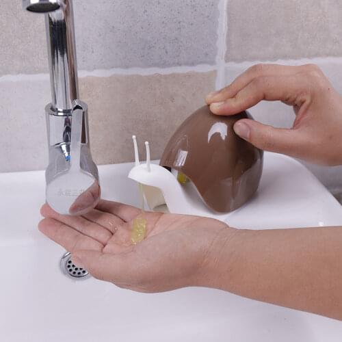Creative Snail Shape Soap Dispenser Bathroom Hand Sanitizer Shower Lotion Bottled Push-type Decorative Bathroom Ornaments