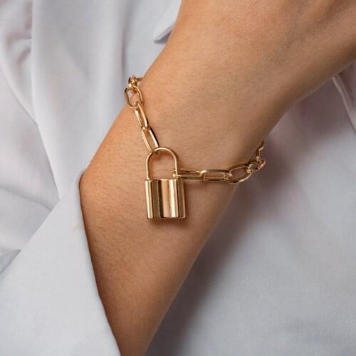 2021 New Fashion Multilayer Gold Metal Beaded Pearl Chain Bracelets for Women Butterfly Chain Bangle Bracelets Trendy Jewelry