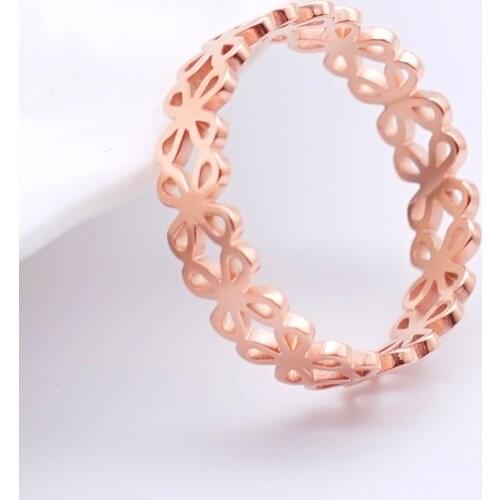 Trendy Titanium Stainless Steel Hollow Flower Rings For Women Girls Office Rose Gold Elegant Charm Ring Jewelry