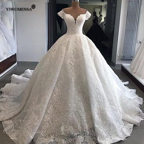Short Sleeves V Neck Princess Bridal Ball Gown Lace-Up Luxury Appliques Wedding Dress For Women Chapel Train Vestidos De Novia