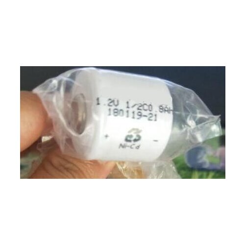 Free ship 2pcs/lot 1/2C 1.2v 800mah ni-cd rechargeable battery 1/2 C nicd battery