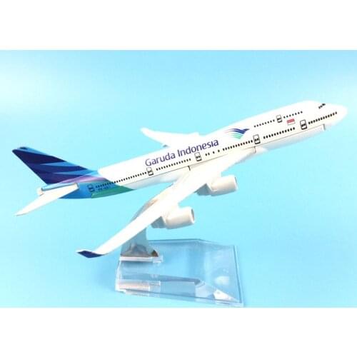 AIR PASSENGER PLANE GARUDA INDOESIA AIRCRAFT MODEL MODEL PLANE SIMULATION 16 ALLOY CHRISTMAS TOYS GIFTS CHILDREN