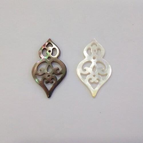 1pc Vintage Fancy Hollow Flower Pendant Natural Shell Hand-carved Jewelry Pendant for Jewelry Making DIY Crafts Necklace Earring