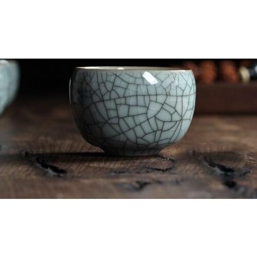 Boutique Kung Fu Tea Cup Ceramics Ming Cup Ge Kiln Ice Cracked Small Tea Bowl Longquan Celadon Tea Cup NO.YZ34