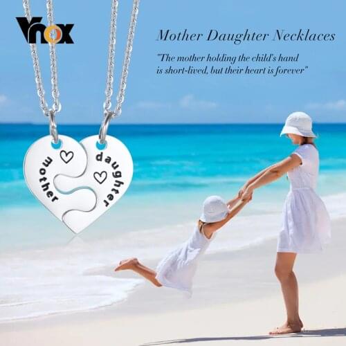 Vnox 2Pcs/set Family Love Heart Couple Necklaces for Mom Daughter, Never Fade Stainless Steel Half Love Shaped Pendant Jewelry