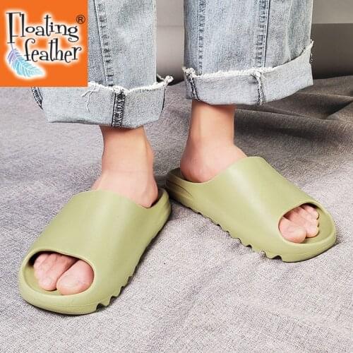 Summer Mens Fish Mouth Flat Sandals Slip On Breathable Water Beach Men Slides Flip Flops Bone White Men Slippers Size 35-46