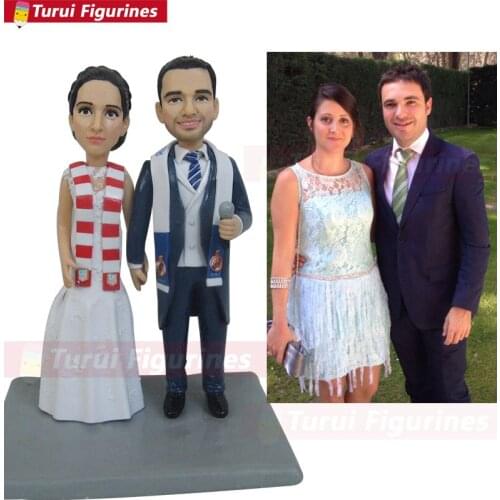 Figurines wholesale dropshipping couple figurine gift & crafts suppliers bobble head sculpture design with mascot or dog cat
