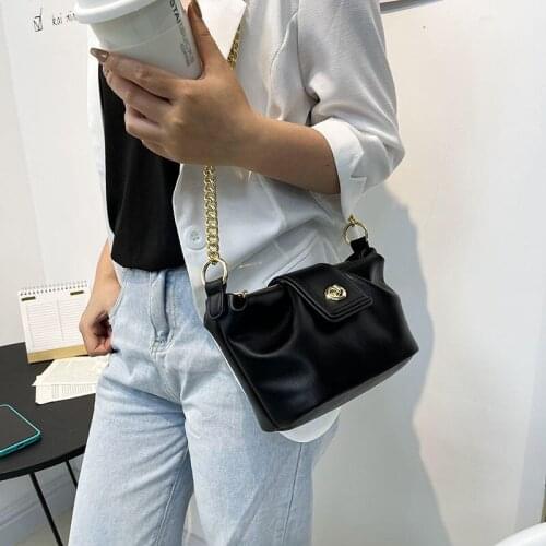 Shoulder Bag Female Handbag Purse Crossbody Bag Women Designer Soft Cloud Women Bag Chain Fashion 2021 New PU Leather Zipper
