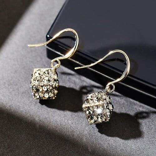 Small retro silver needle earrings for womens temperament 2021 new high-grade Earrings net red French Korean Earrings